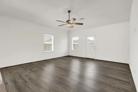 828 Grassy Knoll Trail La Marque TX 77568