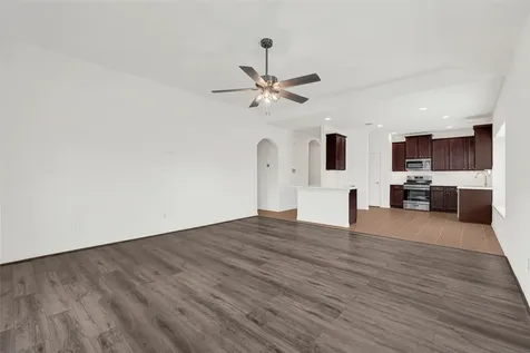 828 Grassy Knoll Trail La Marque TX 77568
