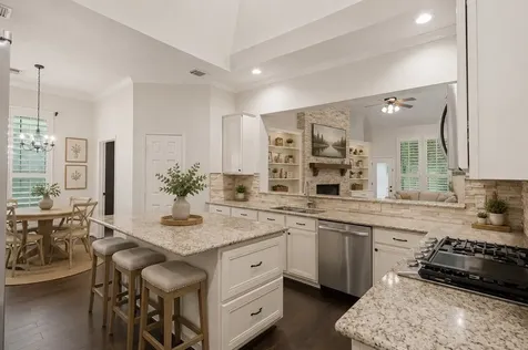 178 Brooksedge Court The Woodlands TX 77382