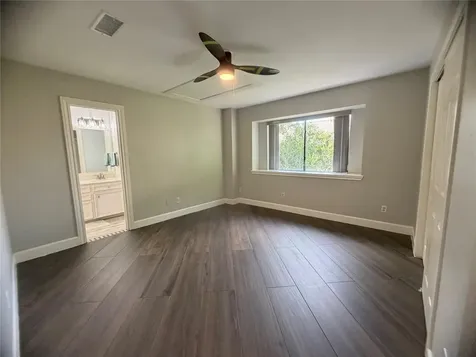 8006 Oakwood Bend Drive Houston TX 77040