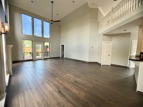 8006 Oakwood Bend Drive Houston TX 77040