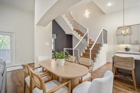 5841 Darling Street C Houston TX 77007