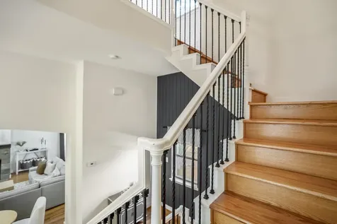 5841 Darling Street C Houston TX 77007