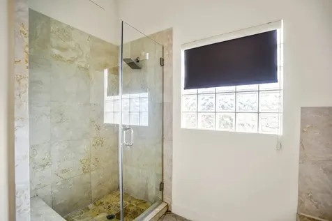 5841 Darling Street C Houston TX 77007