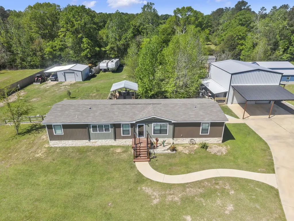 511 Denson Reed Road Cleveland TX 77328