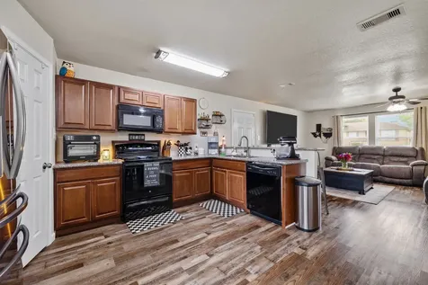 253 Briarcreek Street Richwood TX 77531