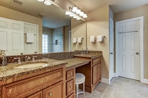 5322 Nett Street C Houston TX 77007