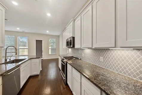 708 Ivory Manor Drive Houston TX 77018