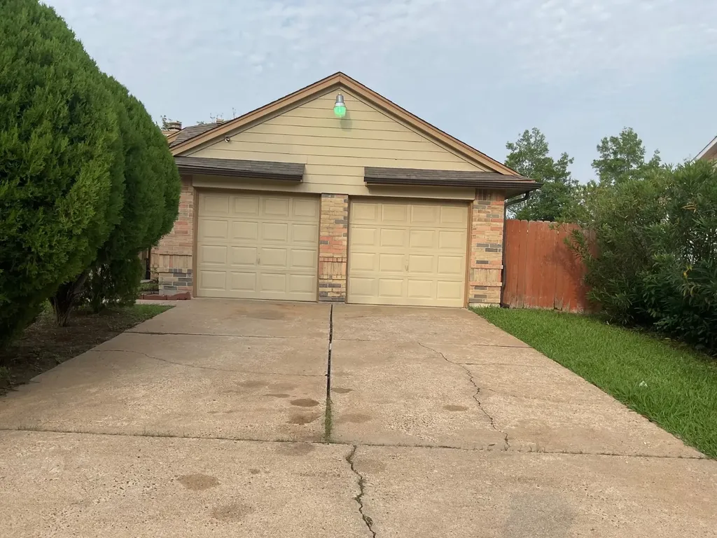 15642 Scenic Haven Drive Houston TX 77083