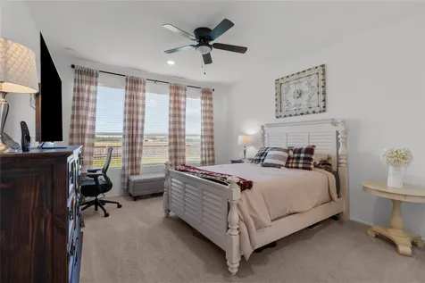 7207 Hillside Avenue Mont Belvieu TX 77523