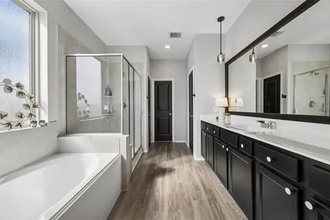 7207 Hillside Avenue Mont Belvieu TX 77523