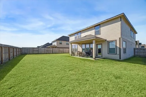 7207 Hillside Avenue Mont Belvieu TX 77523