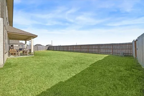 7207 Hillside Avenue Mont Belvieu TX 77523
