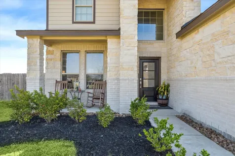 7207 Hillside Avenue Mont Belvieu TX 77523