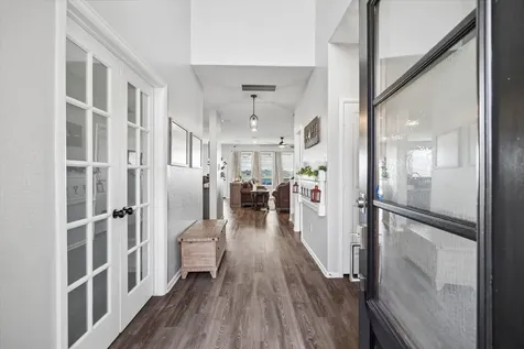 7207 Hillside Avenue Mont Belvieu TX 77523