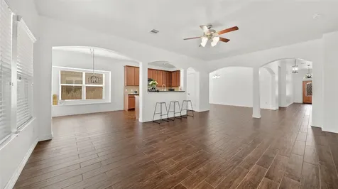 6439 Brimridge Lane Houston TX 77048
