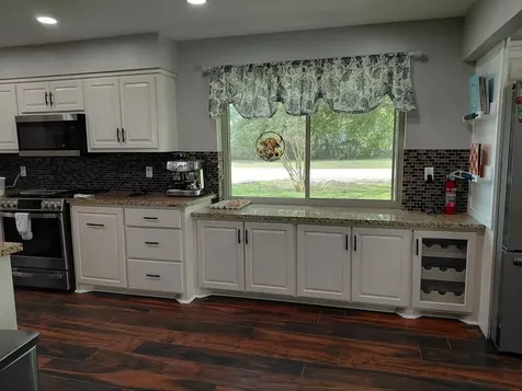 3831 County Road 211 Danbury TX 77534