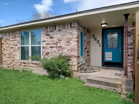 3831 County Road 211 Danbury TX 77534