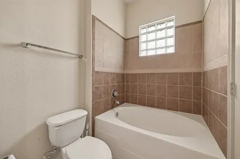 1441 East Street 308 Houston TX 77007