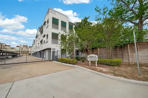 1441 East Street 308 Houston TX 77007
