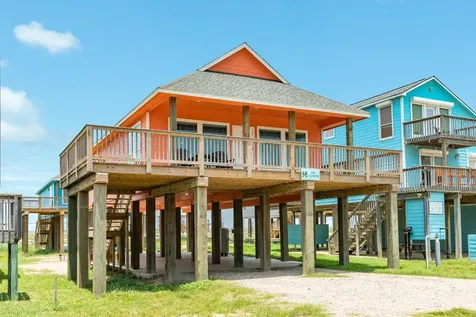 4820 Bluewater Surfside Beach TX 77541