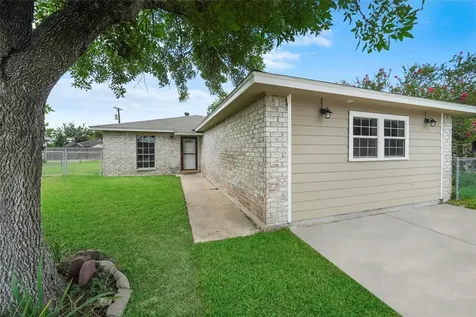 205 Bert Street Angleton TX 77515
