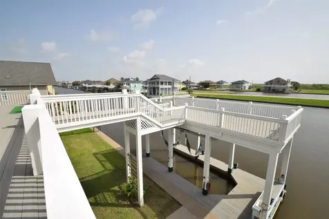1070 Waterways Drive Crystal Beach TX 77650