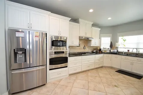 1070 Waterways Drive Crystal Beach TX 77650