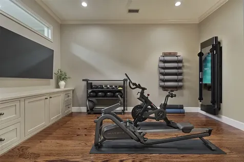 22 E Shore Drive The Woodlands TX 77380