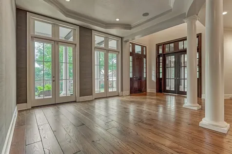 22 E Shore Drive The Woodlands TX 77380