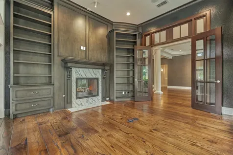 22 E Shore Drive The Woodlands TX 77380