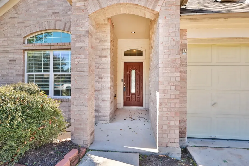 21807 Saragosa Pond Lane Spring TX 77379