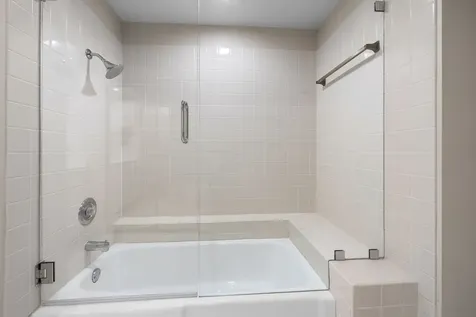 1609 Clubhouse Hill Drive Spicewood TX 78669