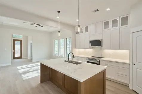 43 Silver Lakes Drive Huntsville TX 77340