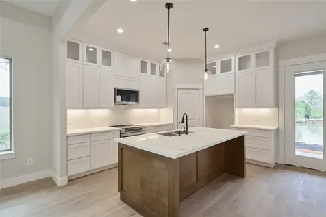 43 Silver Lakes Drive Huntsville TX 77340