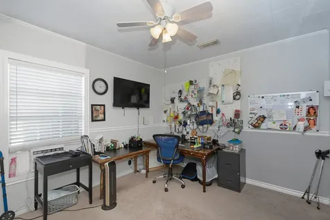 1406 W 6th Street Freeport TX 77541