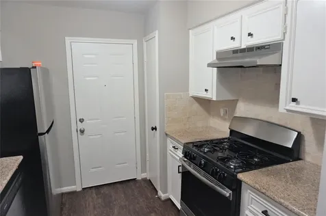 2727 Tinechester Drive Houston TX 77339