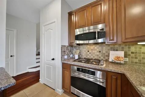 4002 Forest Ridge Landing Houston TX 77084