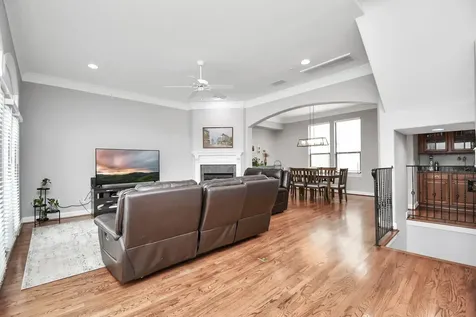 5443 Kansas Street Houston TX 77007