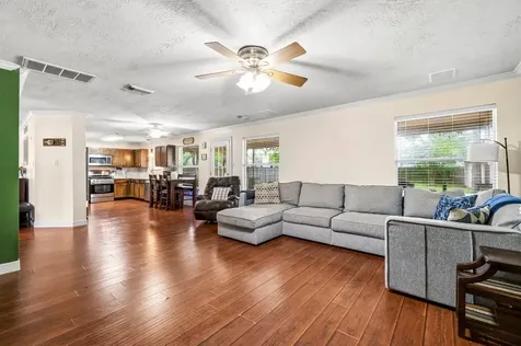 6627 Woodland Oaks Magnolia TX 77354