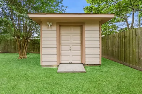 6627 Woodland Oaks Magnolia TX 77354