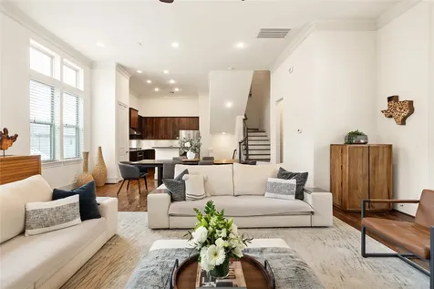 5229 Petty Street A Houston TX 77007