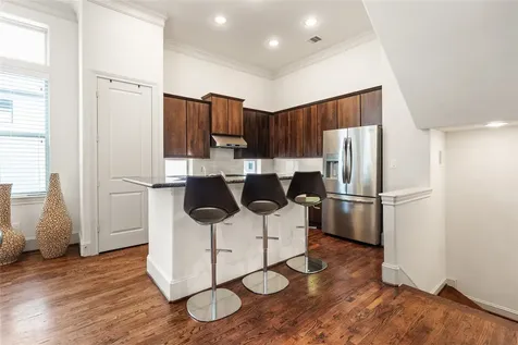 5229 Petty Street A Houston TX 77007