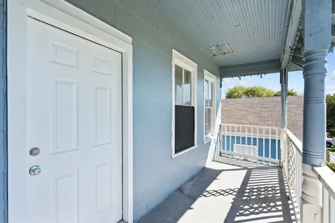 4020 Avenue O 1/2 Up Galveston TX 77550