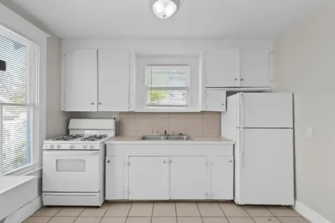 4020 Avenue O 1/2 Up Galveston TX 77550