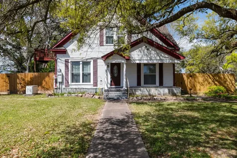 602 W Sealy Street Alvin TX 77511