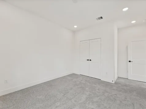 241 Rebecca Street B Houston TX 77022
