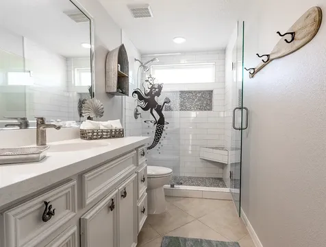 925 Tiki Drive Tiki Island TX 77554