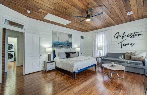 1624 Avenue K Galveston TX 77550