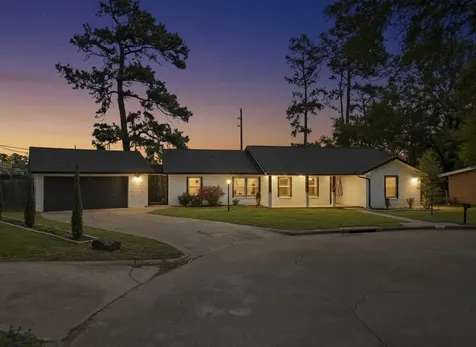102 Enchanted Oaks Court Spring TX 77388